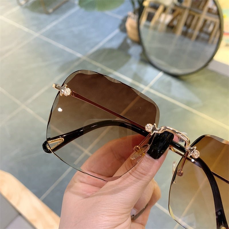 Vintage Frameless UV Sunglasses - Beachy Cover Ups